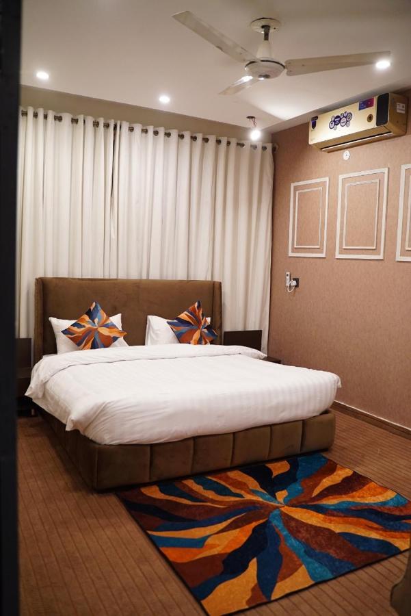 La Maison Islamabad Hotel ภายนอก รูปภาพ