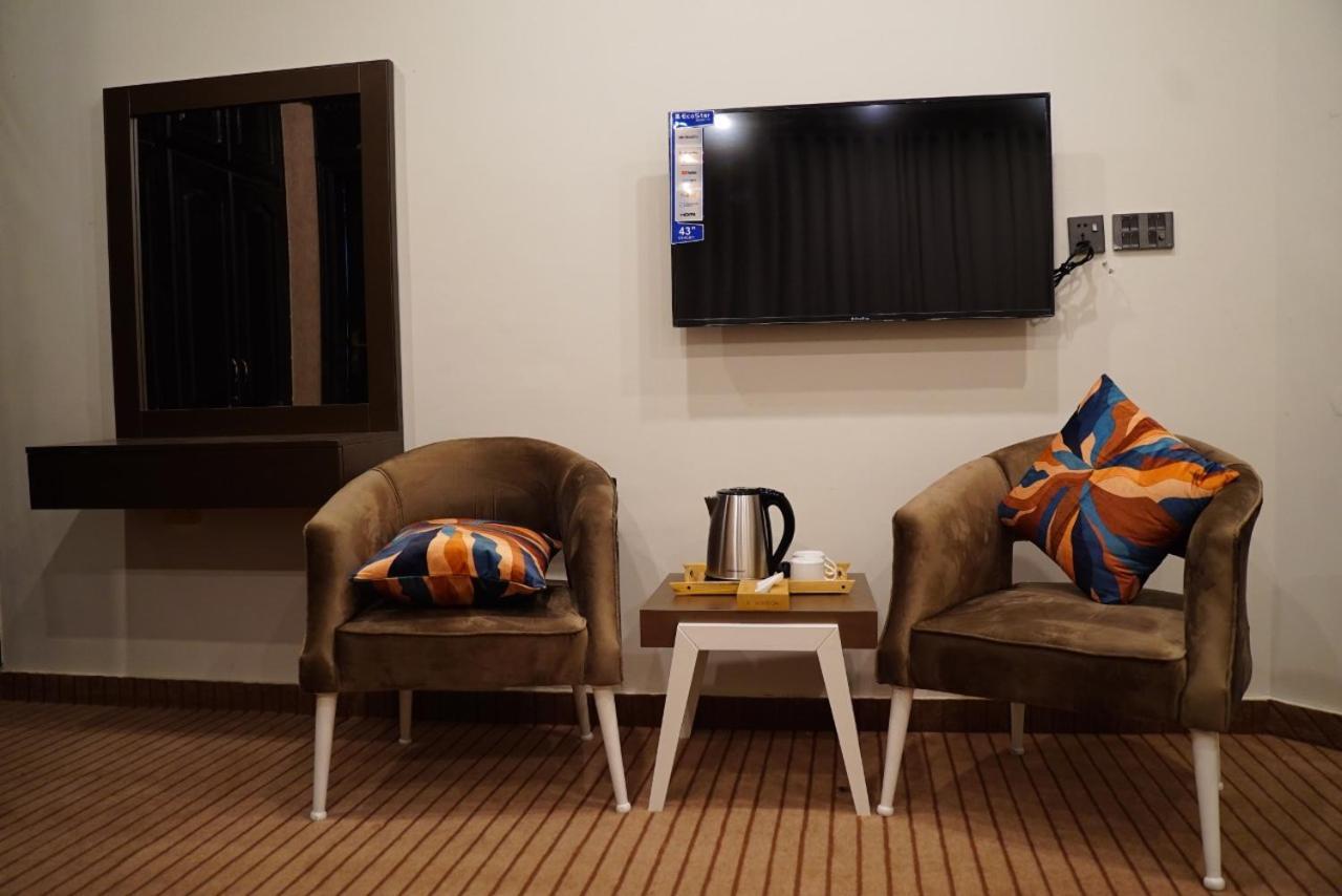 La Maison Islamabad Hotel ภายนอก รูปภาพ