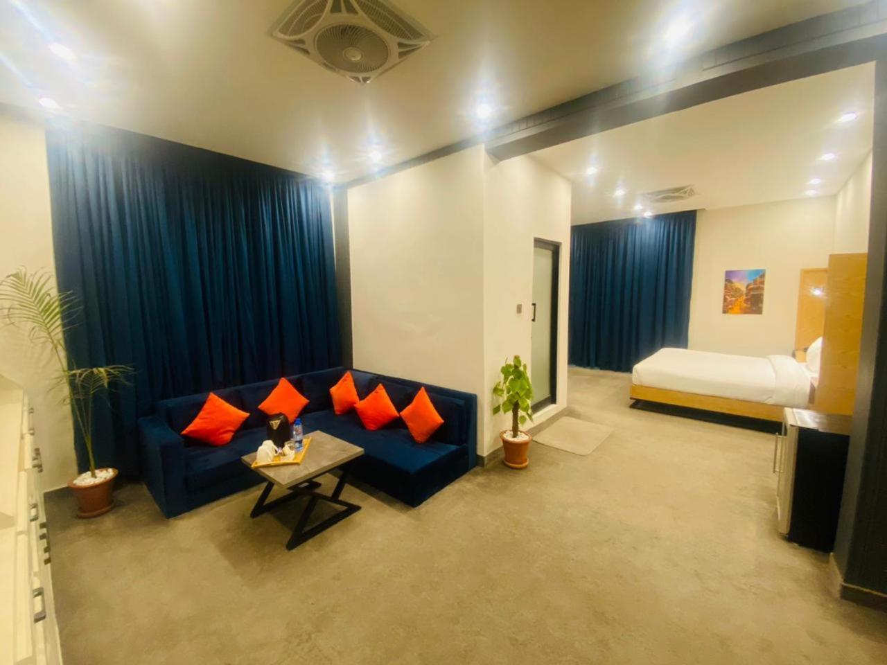 La Maison Islamabad Hotel ภายนอก รูปภาพ