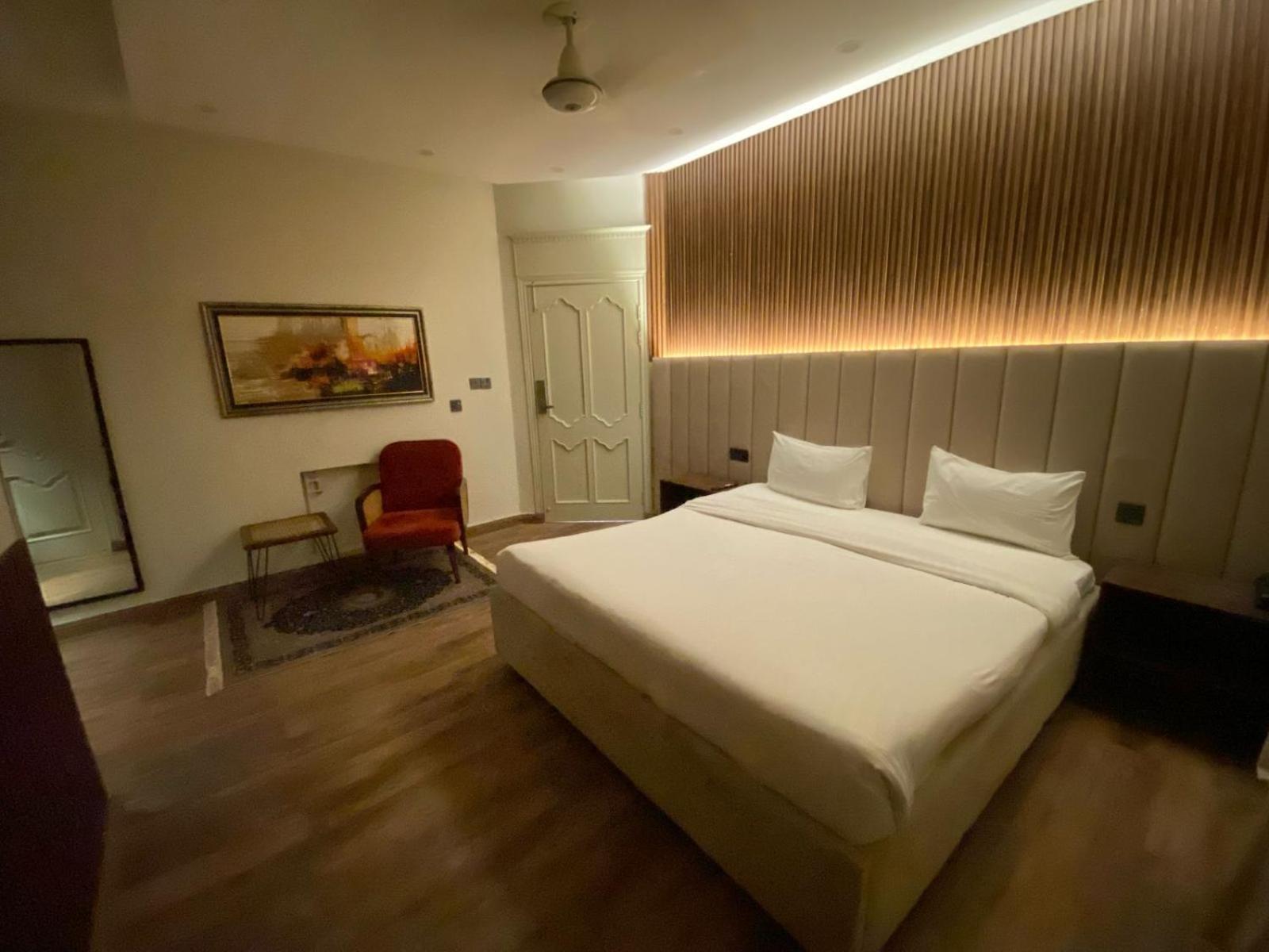 La Maison Islamabad Hotel ภายนอก รูปภาพ
